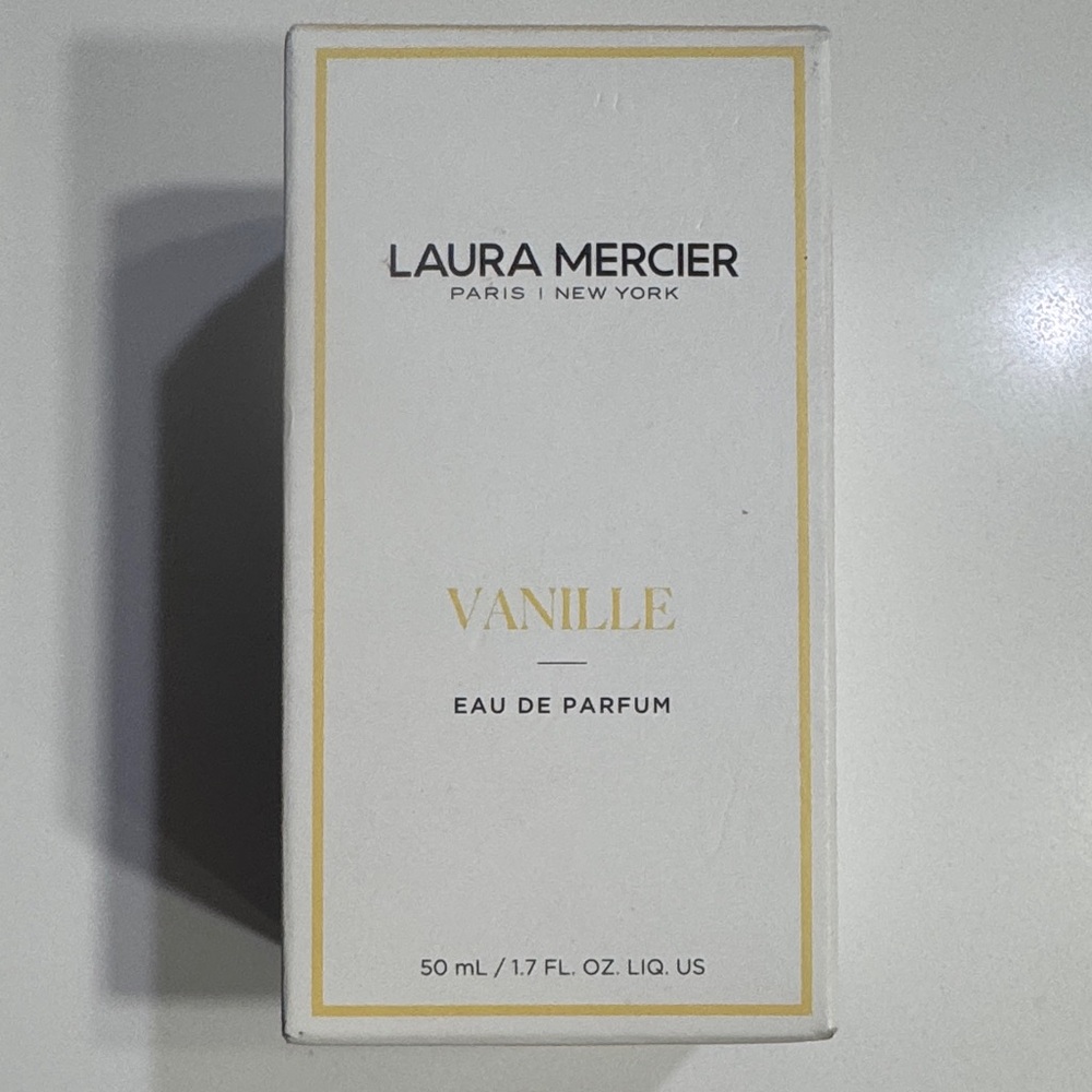 Laura Mercier Vanille Eau de Parfum in White and Gold